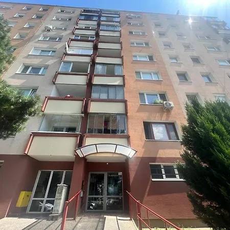 公寓 Apartman Solid, *